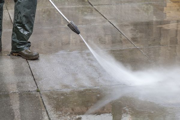Concrete Power Washing in Lenexa
