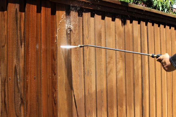 Fence Cleaning in Lenexa