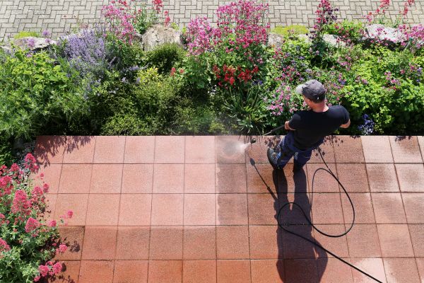 Patio Cleaning in Lenexa
