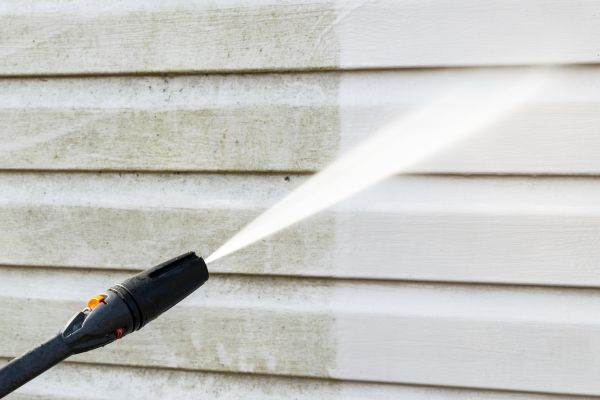 House Exterior Cleaning in Lenexa