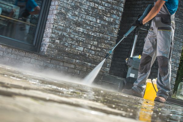 Power Cleaning in Lenexa