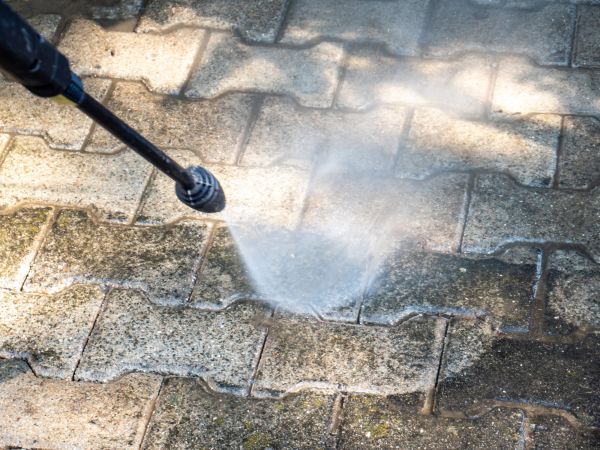 Paver Pressure Washing in Lenexa