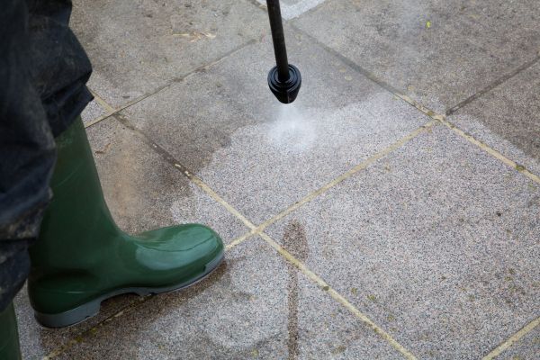 Industrial Pressure Cleaning in Lenexa