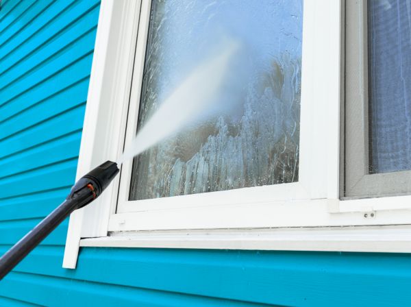 Residential Pressure Cleaning in Lenexa