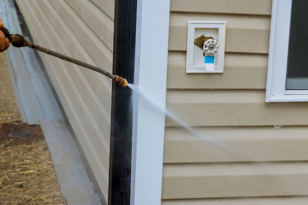 Vinyl Siding Cleaning in Lenexa